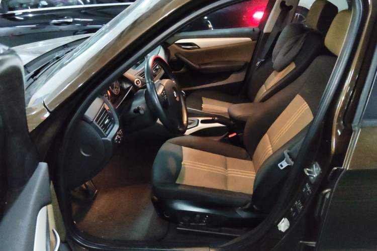 Used BMW X1 2012 sDrive18i Fashion Model Driver Seat