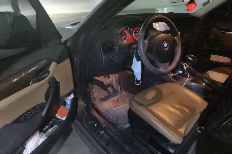 Used BMW X1 2012 xDrive20i Driver Seat