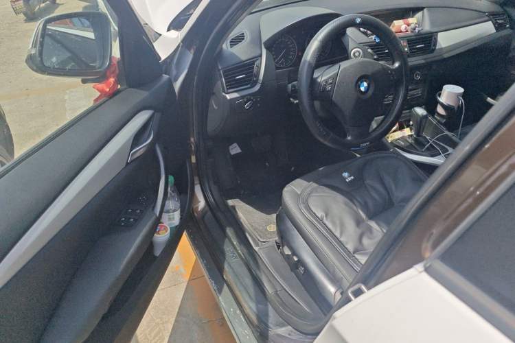 Used BMW X1 2012 sDrive18i Luxury Edition Driver Seat