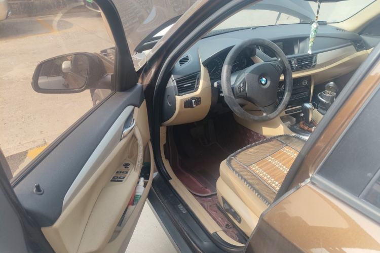 Used BMW X1 2012 sDrive18i Luxury Edition Driver Seat