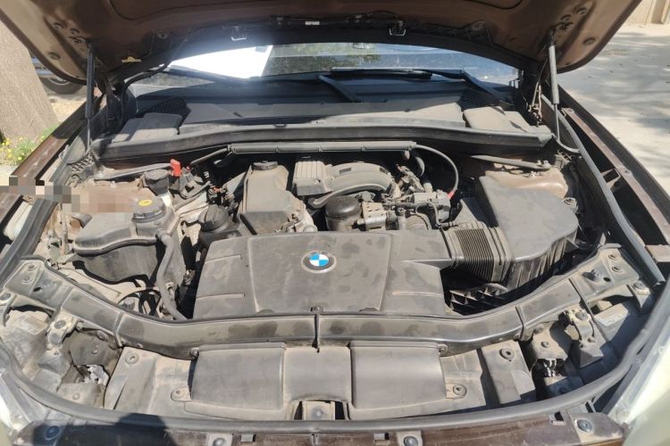 Used BMW X1 2012 sDrive18i Fashion Model Engine Bay