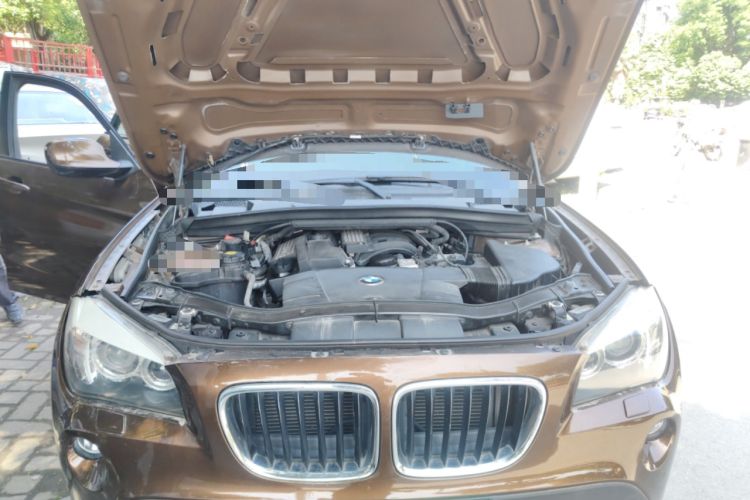 Used BMW X1 2012 sDrive18i Luxury Model Engine Bay