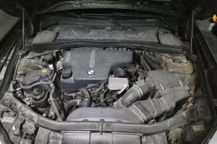 Used BMW X1 2012 xDrive20i Engine Bay