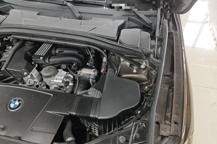 Used BMW X1 2012 sDrive18i Fashion Model Engine Bay Left