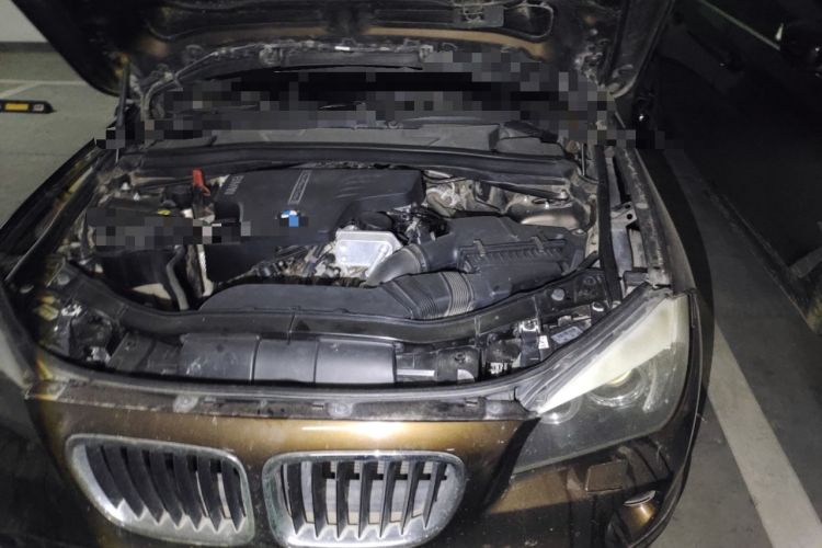 Used BMW X1 2012 sDrive20i Leading Model Engine Bay Left