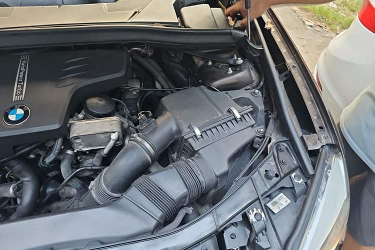 Used BMW X1 2012 xDrive20i Luxury Model Engine Bay Left
