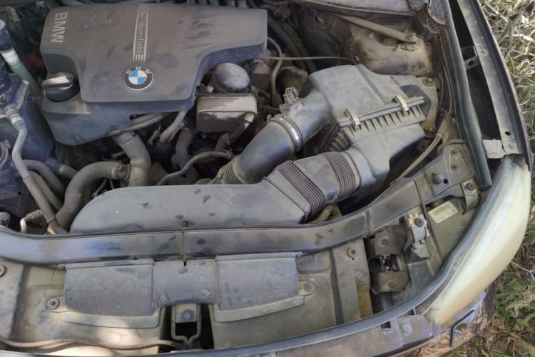 Used BMW X1 2012 xDrive20i Luxury Model Engine Bay Left