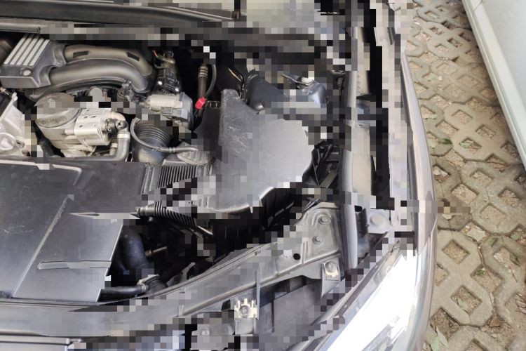 Used BMW X1 2012 sDrive18i Luxury Edition Engine Bay Left