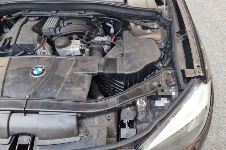 Used BMW X1 2012 sDrive18i Luxury Model Engine Bay Left