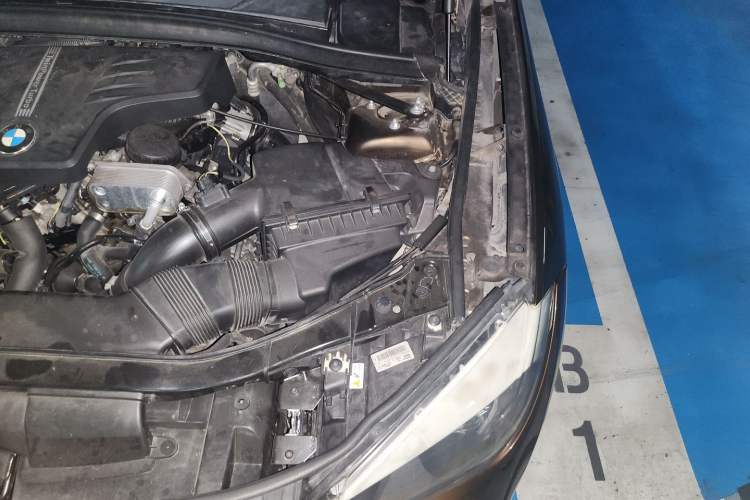 Used BMW X1 2012 xDrive20i Luxury Model Engine Bay Left