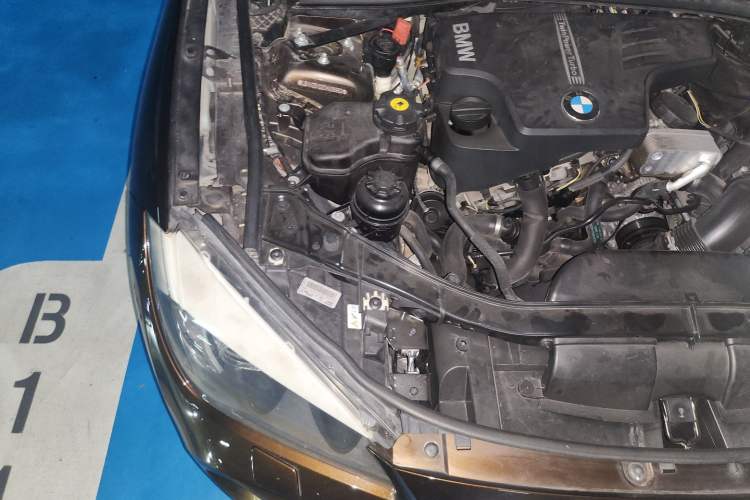 Used BMW X1 2012 xDrive20i Luxury Model Engine Bay Right