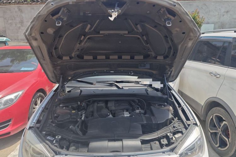 Used BMW X1 2012 sDrive18i Luxury Edition Engine Bay