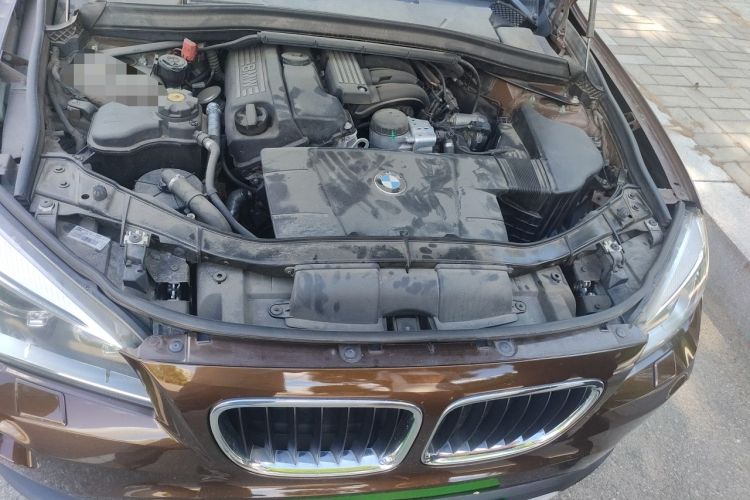 Used BMW X1 2012 sDrive18i Luxury Edition Engine Bay
