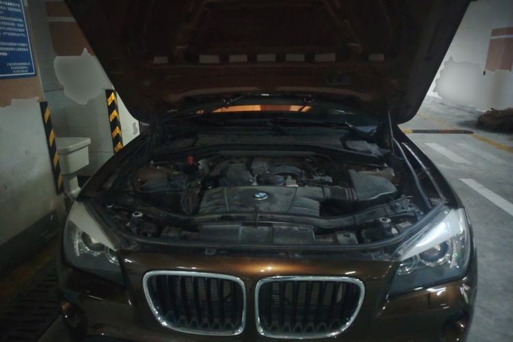 Used BMW X1 2012 sDrive18i Luxury Model Engine Bay