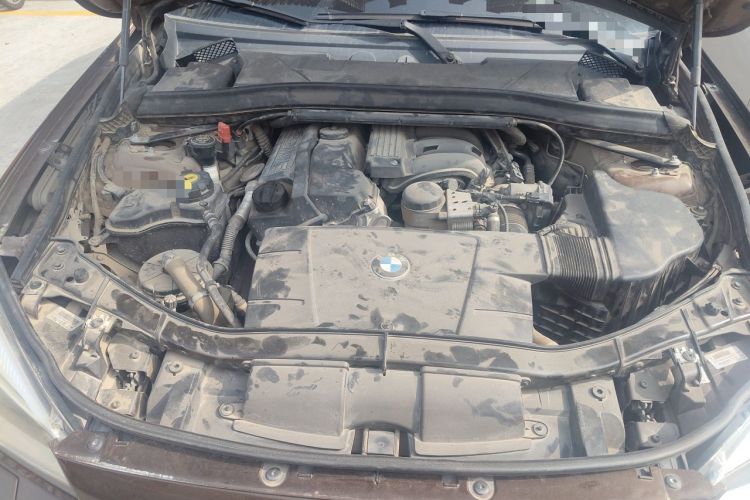 Used BMW X1 2012 sDrive18i Luxury Edition Engine Bay