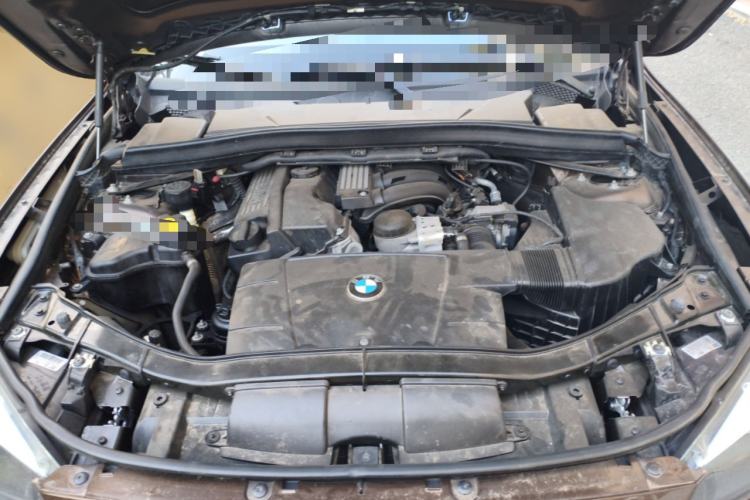 Used BMW X1 2012 sDrive18i Luxury Model Engine Bay