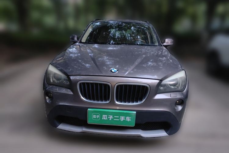 Used BMW X1 2012 sDrive18i Luxury Edition Front