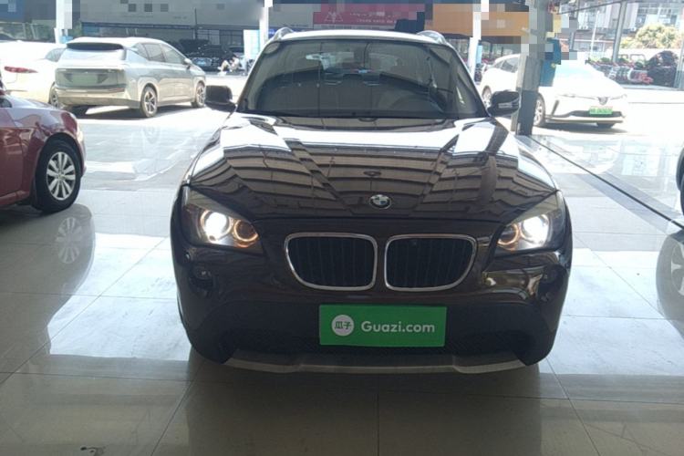 Used BMW X1 2012 xDrive20i Luxury Model Front