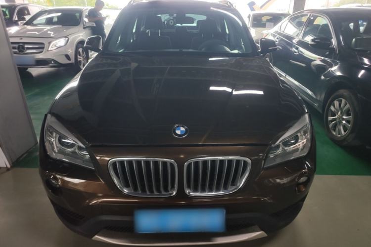 Used BMW X1 2012 sDrive18i Luxury Edition Front