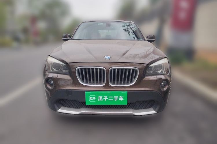 Used BMW X1 2012 xDrive20i Luxury Model Front