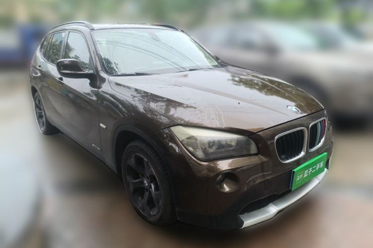 Used BMW X1 2012 sDrive18i Fashion Model Front Right 45 Deg