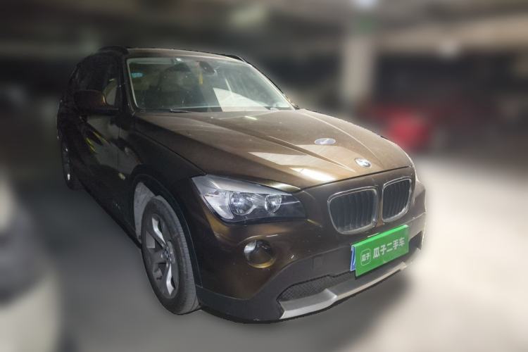 Used BMW X1 2012 sDrive18i Fashion Model Front Right 45 Deg