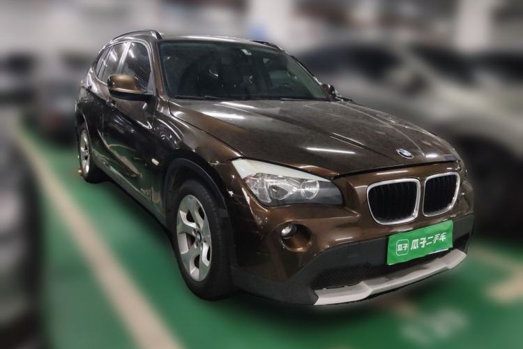 Used BMW X1 2012 sDrive18i Fashion Model Front Right 45 Deg
