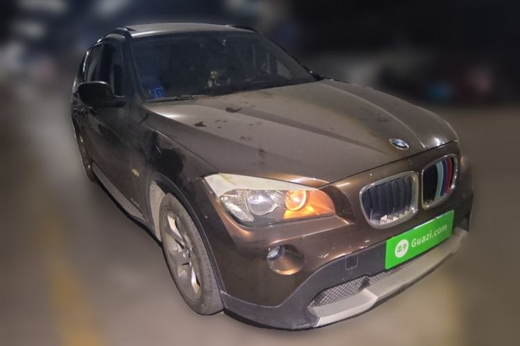 Used BMW X1 2012 sDrive18i Fashion Model Front Right 45 Deg