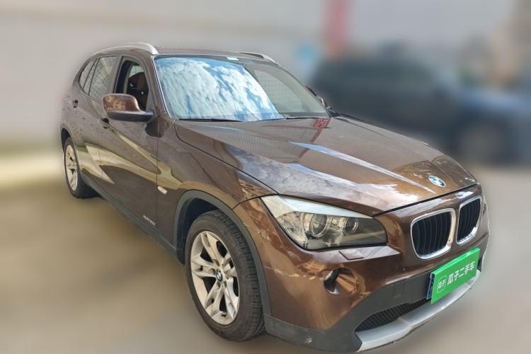 Used BMW X1 2012 xDrive20i Front Right 45 Deg