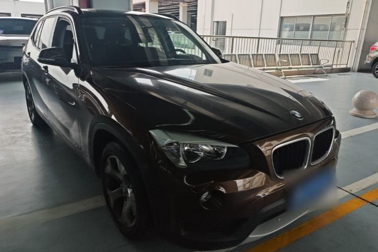 Used BMW X1 2012 sDrive18i Fashion Model Front Right 45 Deg