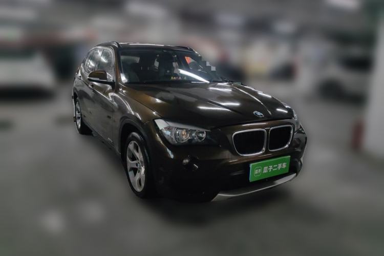 Used BMW X1 2012 sDrive18i Fashion Model Front Right 45 Deg