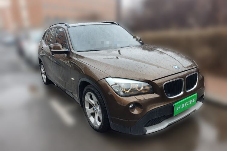 Used BMW X1 2012 sDrive18i Luxury Model Front Right 45 Deg