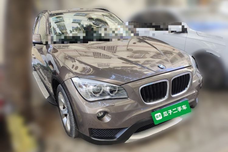 Used BMW X1 2012 sDrive18i Luxury Edition Front Right 45 Deg