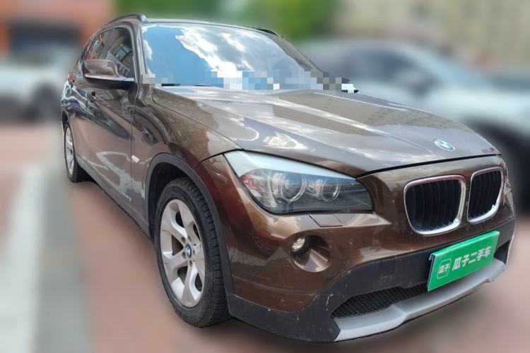 Used BMW X1 2012 sDrive18i Luxury Model Front Right 45 Deg