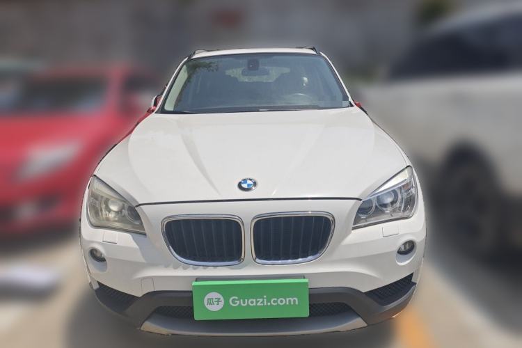 Used BMW X1 2012 sDrive18i Luxury Edition Front