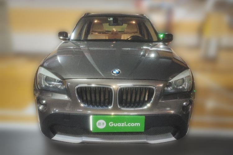 Used BMW X1 2012 sDrive18i Luxury Edition Front