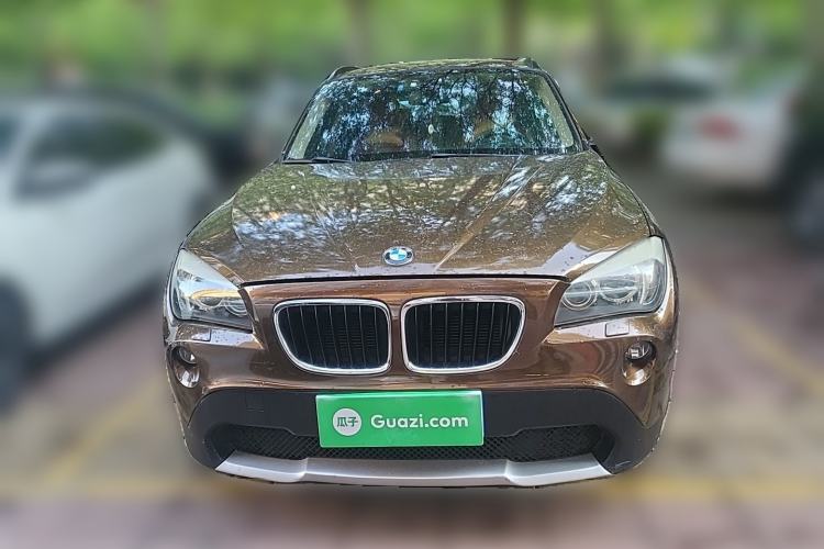 Used BMW X1 2012 sDrive18i Luxury Edition Front