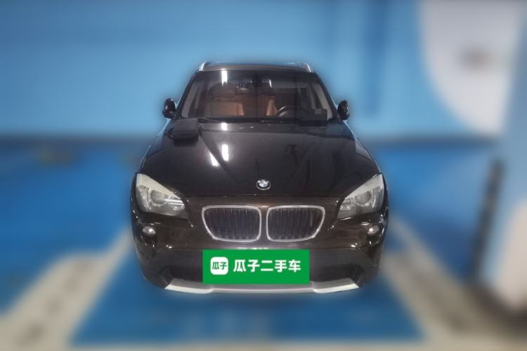 Used BMW X1 2012 xDrive20i Luxury Model Front