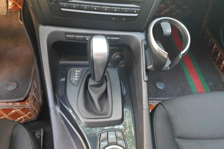 Used BMW X1 2012 sDrive18i Luxury Model Gear Lever