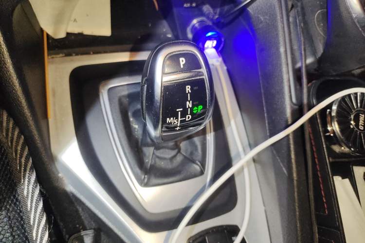 Used BMW X1 2012 sDrive20i Leading Model Gear Lever