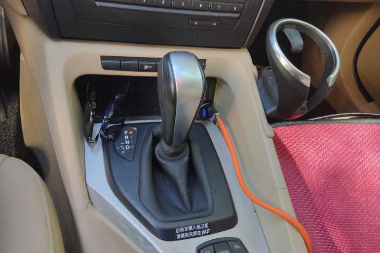 Used BMW X1 2012 sDrive18i Luxury Model Gear Lever