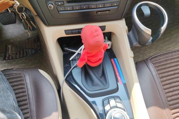 Used BMW X1 2012 sDrive18i Luxury Model Gear Lever