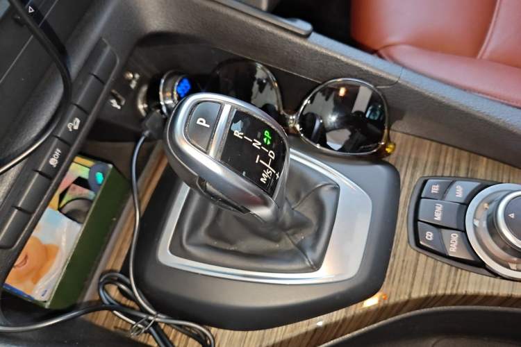 Used BMW X1 2012 xDrive20i Gear Lever