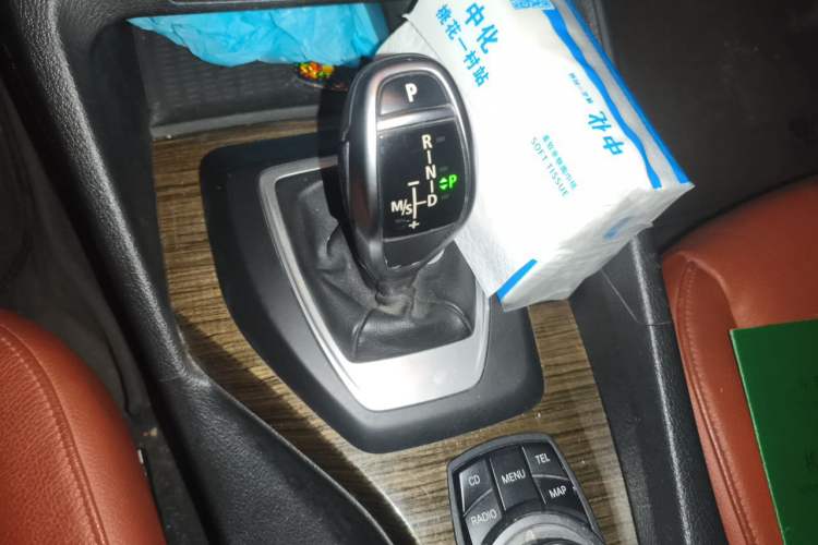 Used BMW X1 2012 xDrive20i Gear Lever