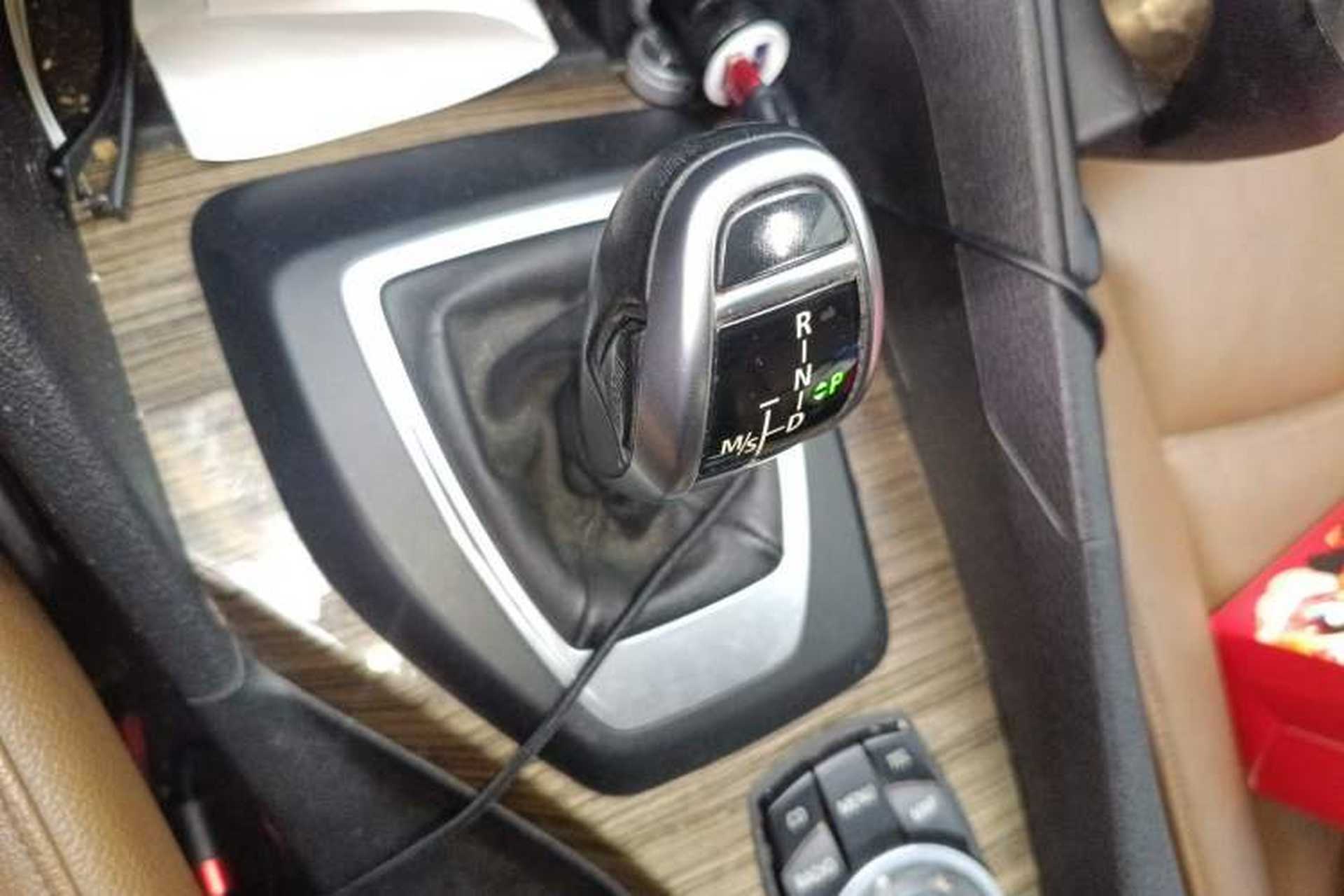 Used BMW X1 2012 xDrive20i Gear Lever