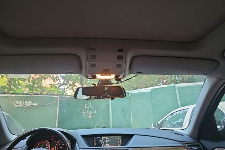 Used BMW X1 2012 xDrive20i Luxury Model Headliner
