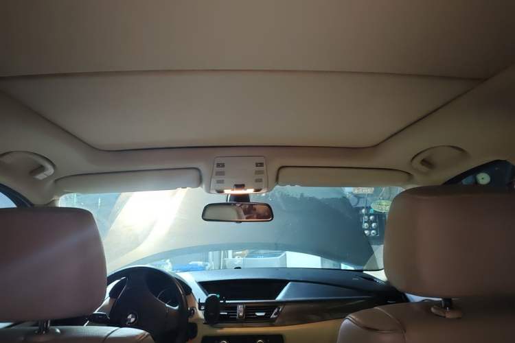 Used BMW X1 2012 xDrive20i Headliner