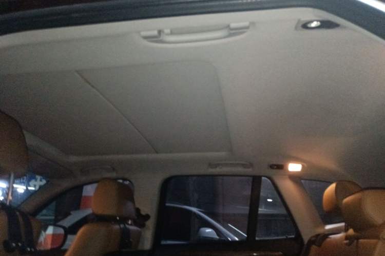 Used BMW X1 2012 xDrive20i Headliner