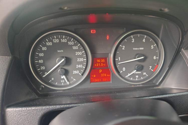 Used BMW X1 2012 sDrive18i Luxury Edition Instrument Cluster