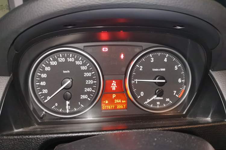 Used BMW X1 2012 sDrive18i Luxury Edition Instrument Cluster